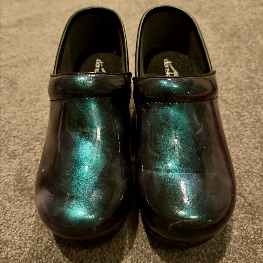 Dansko clogs -good used condition